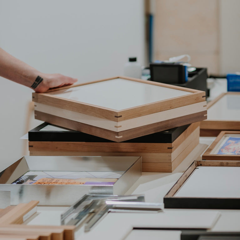 Frameworks »The Art of Sustainable Picture Framing«