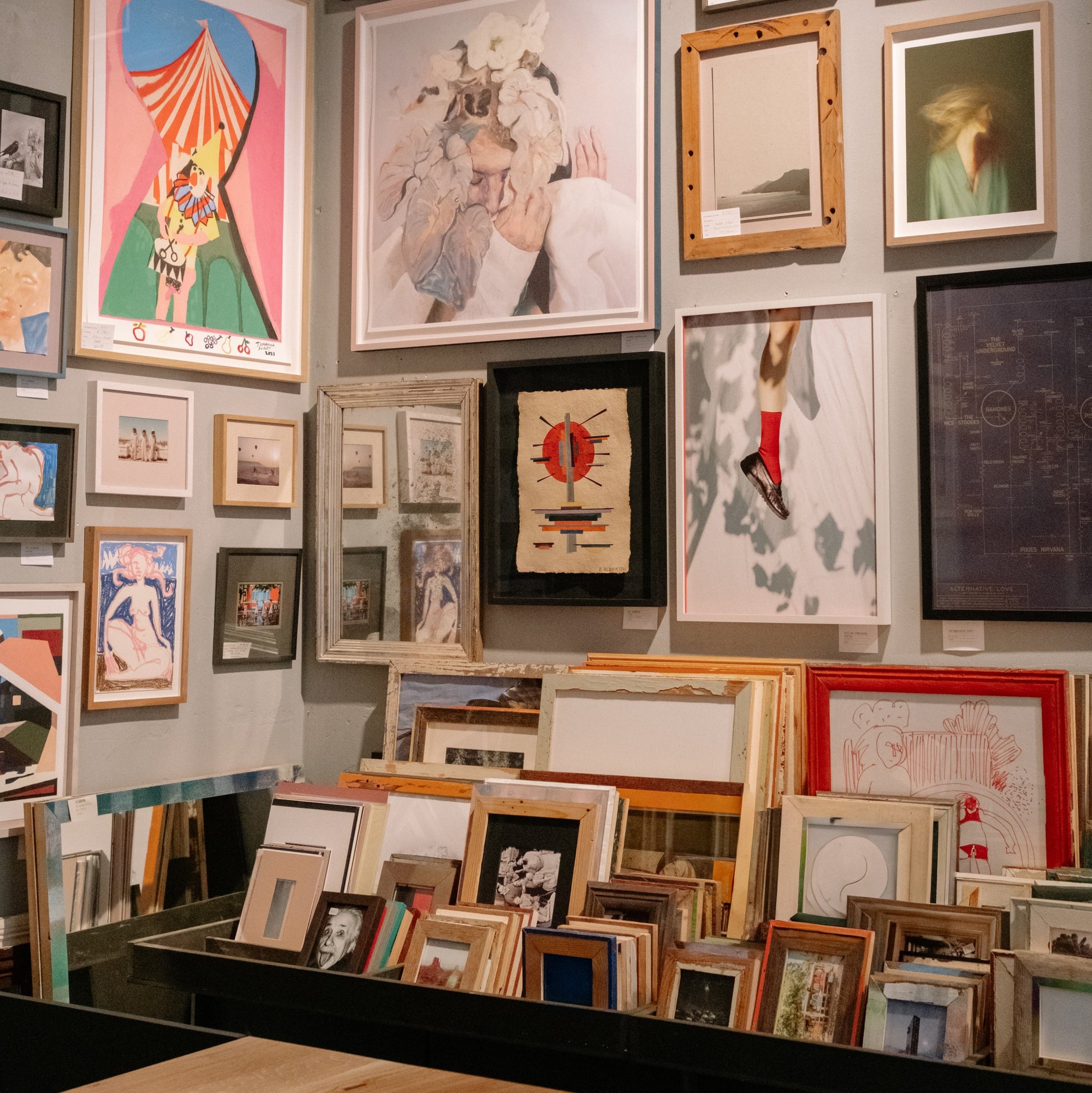 the wall at frameworks berlin, showing 20 different types of frames. 