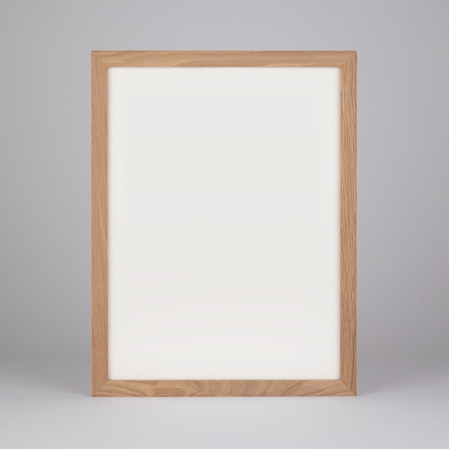 Gallery Frame To Go — Bilderrahmen Massivholz Eiche mit Fremdfeder Eckverbindung, Frameworks Berlin